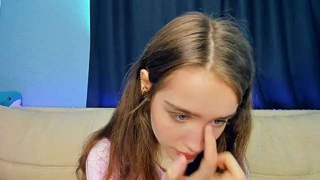 lovelyalivia online show from 05.06.26