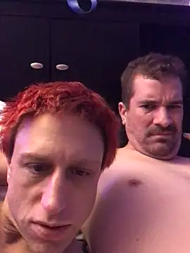 Snapshot of RivslRabbit chatting on 12.15.25 RivslRabbit online show from 12.15.25