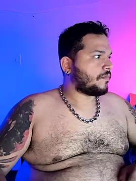 Snapshot of DannyBearrr chatting on 09.23.25 DannyBearrr online show from 09.23.25