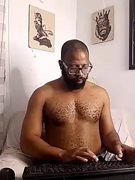 Snapshot of King_Malik chatting on 09.20.25 King Malik online show from 09.20.25