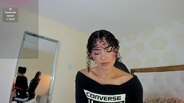 IRISCLARK1 online show from 04.29.26