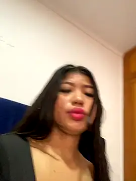 Snapshot of Luna_20x chatting on 09.15.25 Luna 20x online show from 09.15.25