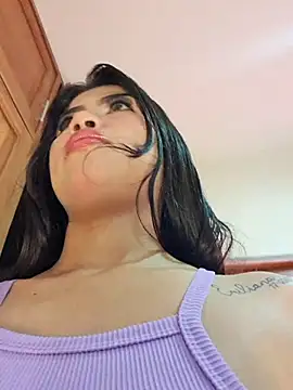 Snapshot of Luna_20x chatting on 11.19.25 Luna 20x online show from 11.19.25