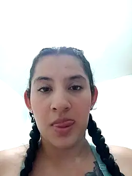 Snapshot of VALENTINA_ROUSE_ chatting on 09.15.25 VALENTINA ROUSE online show from 09.15.25