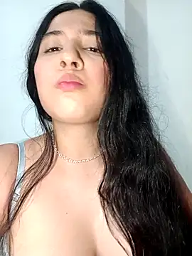 Snapshot of VALENTINA_ROUSE_ chatting on 10.13.25 VALENTINA ROUSE online show from 10.13.25