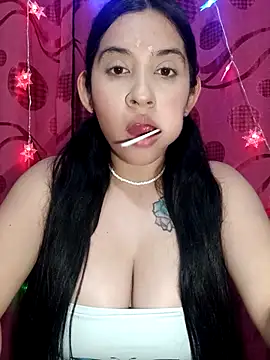 Snapshot of VALENTINA_ROUSE_ chatting on 10.23.25 VALENTINA ROUSE online show from 10.23.25