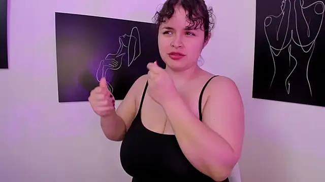 Snapshot of SeleneLuminari8 chatting on 10.07.25 SeleneLuminari8 online show from 10.07.25