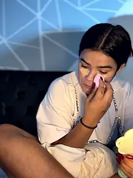 Kaily Sweet16 online show from 01.10.26