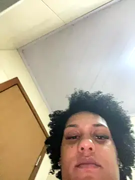 morenaluaa online show from 12.13.25