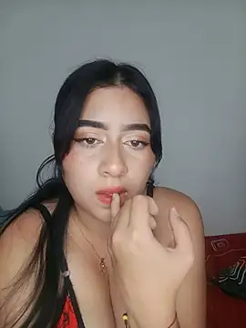 Chloe Sky love online show from 06.12.26