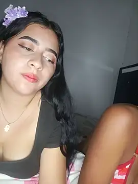 Chloe Sky love online show from 06.25.26
