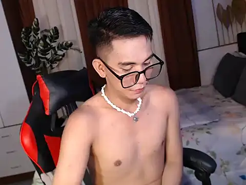 Snapshot of drinkmycumx chatting on 11.26.25 drinkmycumx online show from 11.26.25