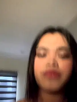 Snapshot of VictoriaL0ve chatting on 09.12.25 VictoriaL0ve online show from 09.12.25