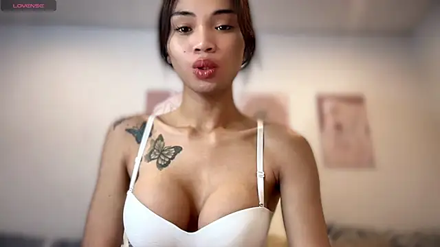 Snapshot of Angelfabxx chatting on 03.06.26 Angelfabxx online show from 03.06.26