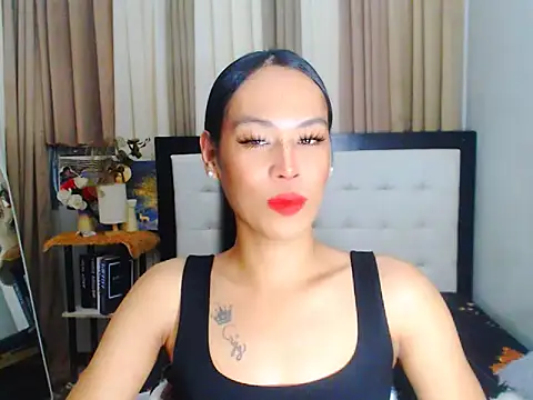 Snapshot of Savanna_White chatting on 09.19.25 Savanna White online show from 09.19.25