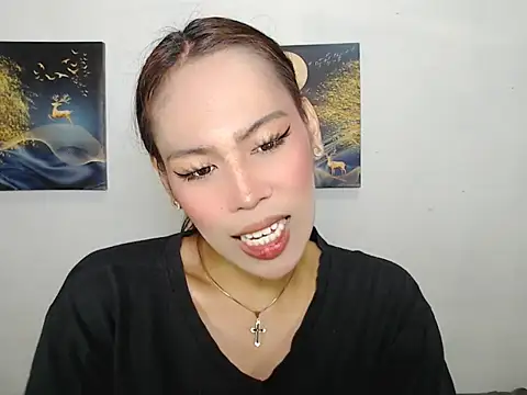 Snapshot of Savanna_White chatting on 11.24.25 Savanna White online show from 11.24.25
