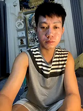 xshyboyx online show from 10.18.25