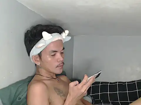 Natsboii online show from 04.28.26