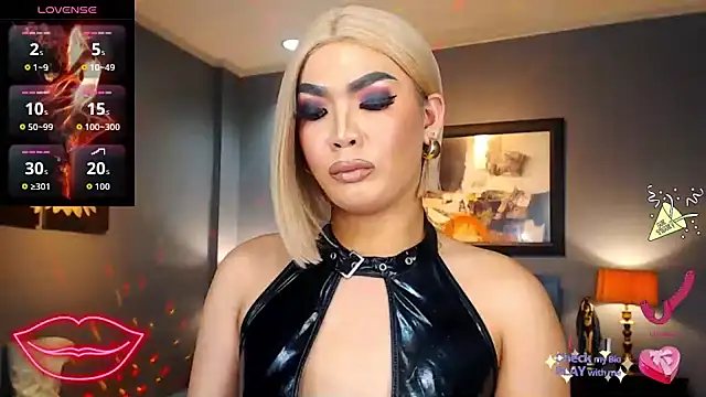 FridaHumphrey online show from 09.11.25