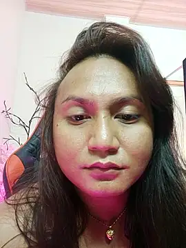 Snapshot of hella_queen chatting on 01.10.26 hella queen online show from 01.10.26