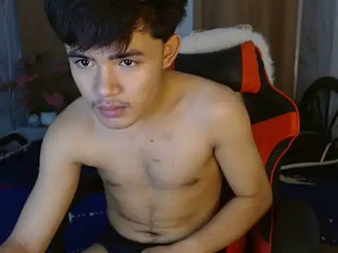 YourNaughtyTwink 69 online show from 04.28.26