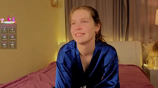 Snapshot of BeatrixCarIeton chatting on 10.14.25 BeatrixCarIeton online show from 10.14.25