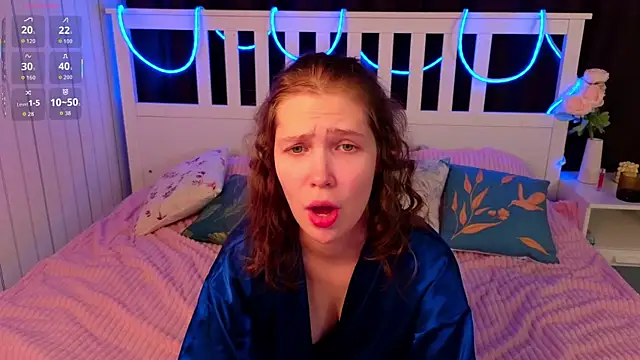 Snapshot of BeatrixCarIeton chatting on 11.13.25 BeatrixCarIeton online show from 11.13.25