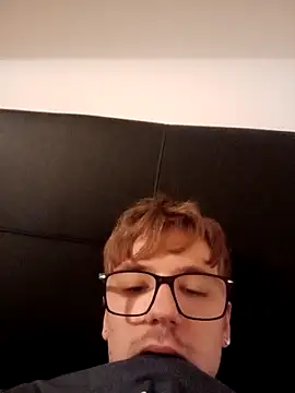 noyki2509 online show from 10.15.25