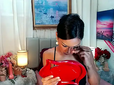 sassylatina online show from 11.15.25