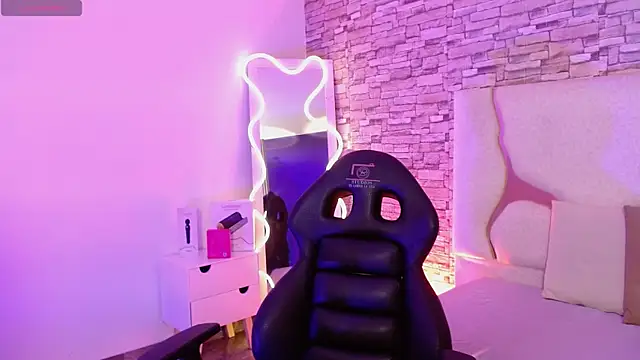 Snapshot of LIHIAN_TAY chatting on 09.24.25 LIHIAN TAY online show from 09.24.25