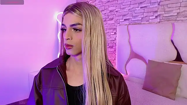 Snapshot of LIHIAN_TAY chatting on 09.25.25 LIHIAN TAY online show from 09.25.25