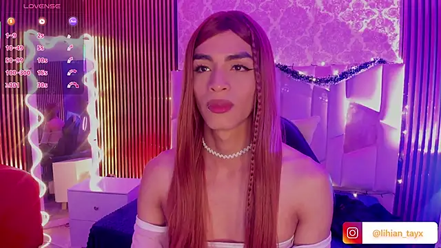 Snapshot of LIHIAN_TAY chatting on 11.24.25 LIHIAN TAY online show from 11.24.25