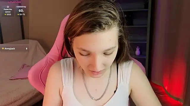 Snapshot of Mia_Myles chatting on 09.19.25 Mia Myles online show from 09.19.25