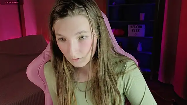 Snapshot of Mia_Myles chatting on 12.05.25 Mia Myles online show from 12.05.25