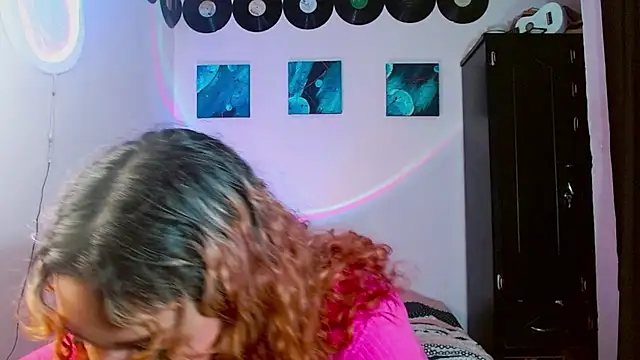 meghan devil  online show from 11.27.25