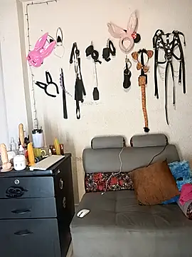 Snapshot of angierot2025 chatting on 12.04.25 angierot2025 online show from 12.04.25