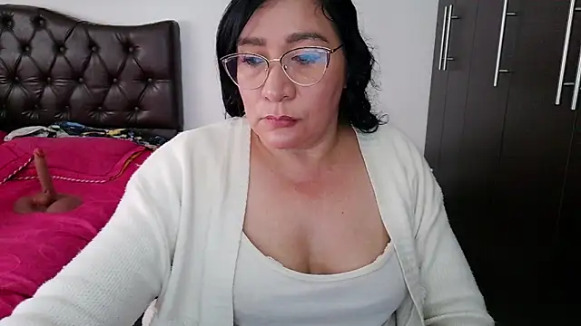 Grace mature milf online show from 06.26.26