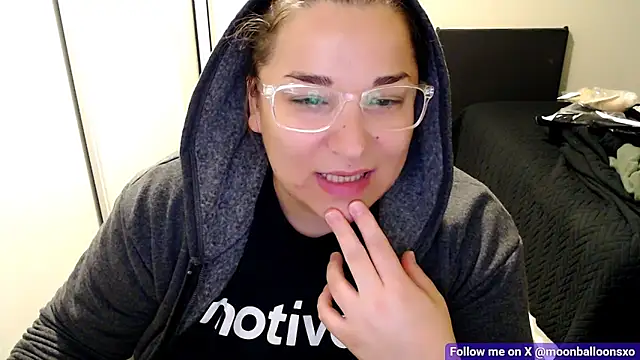 MoonBalloons online show from 11.16.25