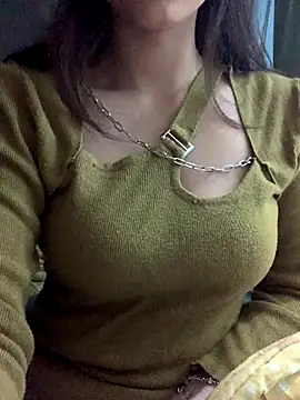 Snapshot of Zika_23 chatting on 12.14.25 Zika 23 online show from 12.14.25