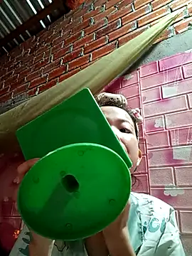 Snapshot of Sammy265 chatting on 10.31.25 Sammy265 online show from 10.31.25