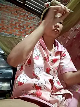 Snapshot of Sammy265 chatting on 11.01.25 Sammy265 online show from 11.01.25