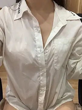 Snapshot of Keysha8386 chatting on 11.04.25 Keysha8386 online show from 11.04.25