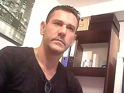 Snapshot of mastercharisma35 chatting on 11.29.25 mastercharisma35 online show from 11.29.25