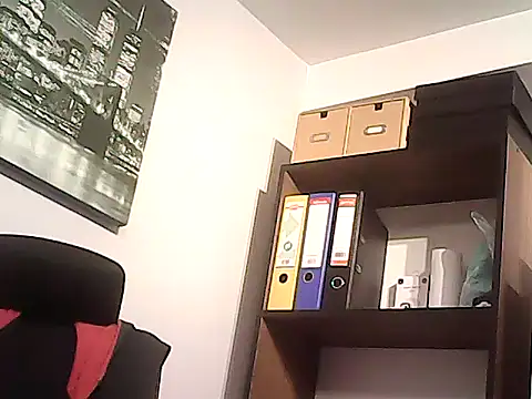 Snapshot of mastercharisma35 chatting on 12.01.25 mastercharisma35 online show from 12.01.25