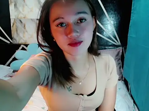 urgirl mikah online show from 12.04.25