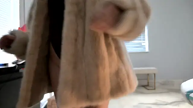 foxyroxymilf online show from 11.17.25