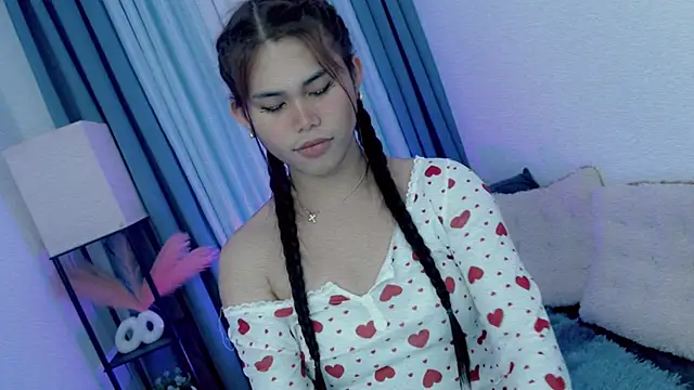 PrettyBlythes TS online show from 02.18.26