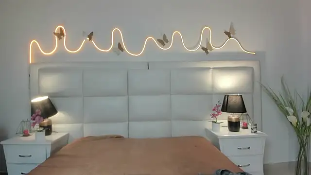 Snapshot of InnaVolkova chatting on 02.02.26 InnaVolkova online show from 02.02.26