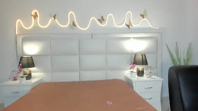 Snapshot of InnaVolkova chatting on 02.13.26 InnaVolkova online show from 02.13.26