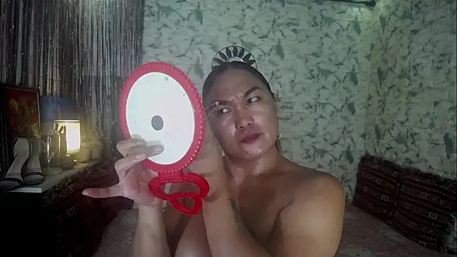 glamorousaMHARGA online show from 10.02.25